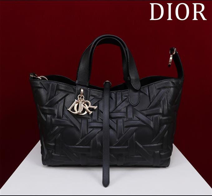 2025228Y 850P182146688